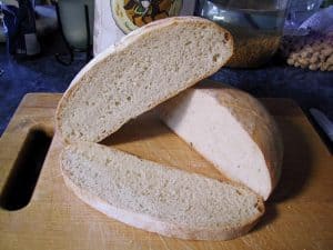 KA AP Pain Au levain, sliced