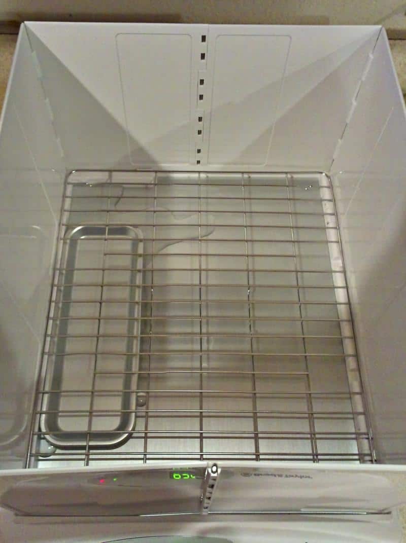 An inside shot of the assembled proofer